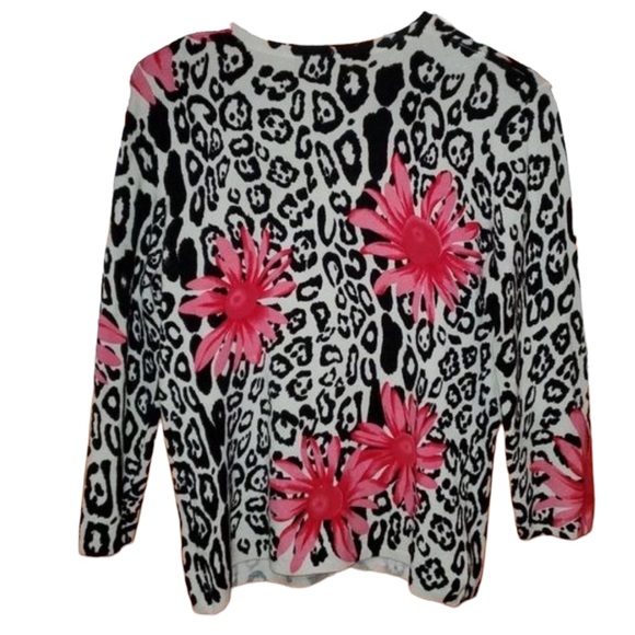Elizabeth New York Cheetah & Hot Pink Floral Animal Print Cardigan Size as all - Picture 4 of 7
